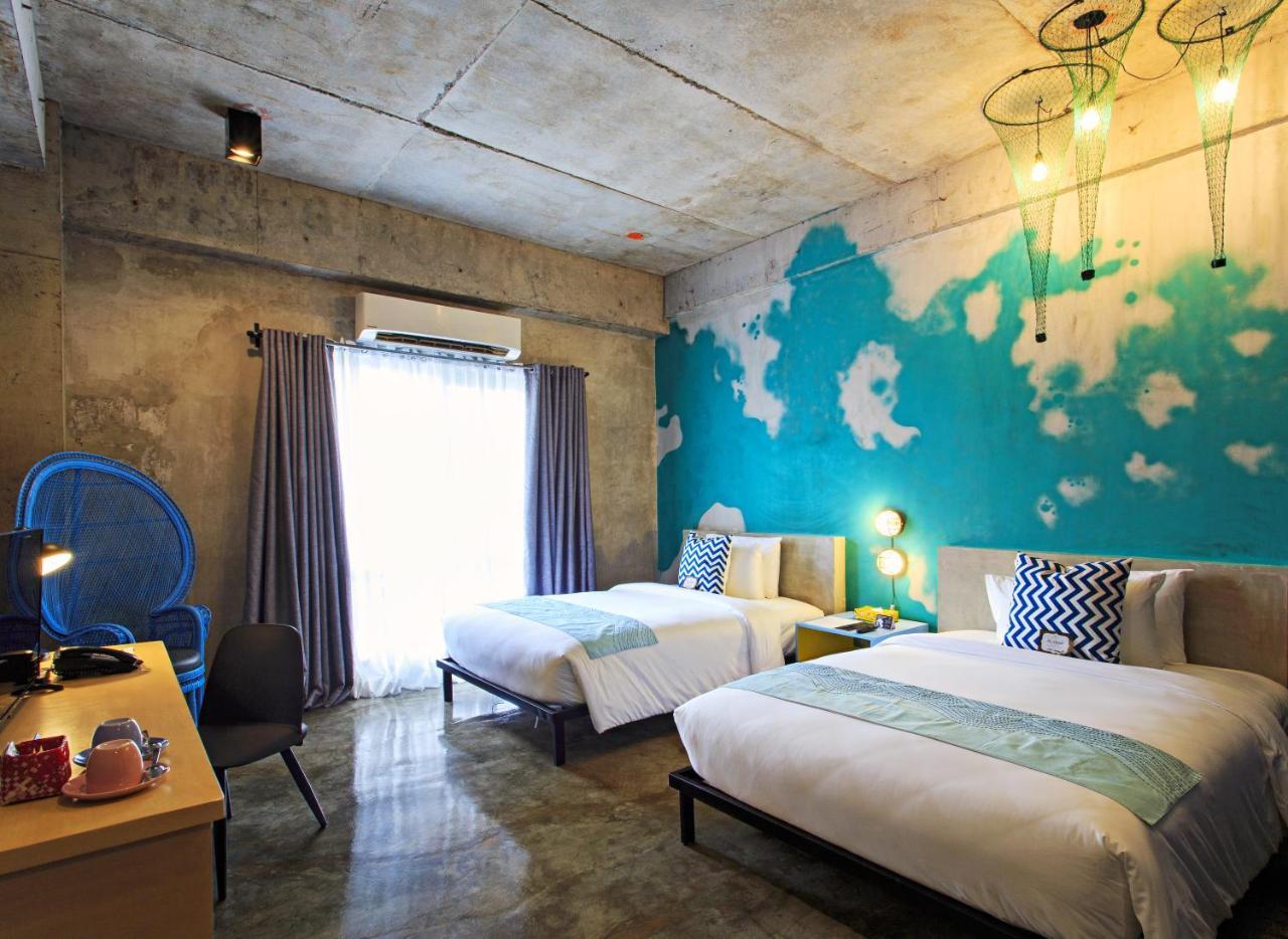 The Henry Hotel Cebu Buitenkant foto