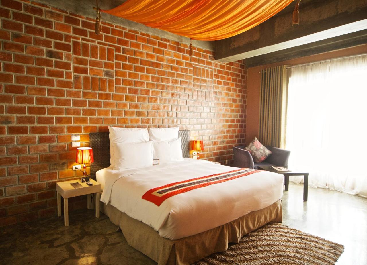 The Henry Hotel Cebu Buitenkant foto