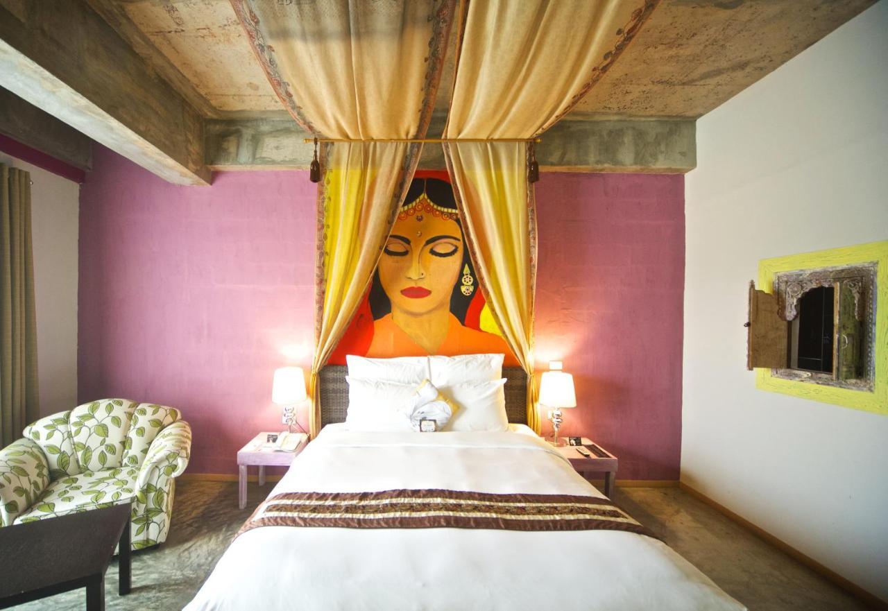 The Henry Hotel Cebu Buitenkant foto